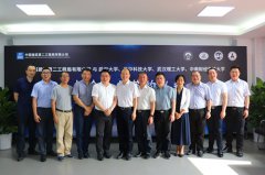 澳门威尼斯人网址中建二局与武汉大学、华中科技大学、武汉理工大学、中南财